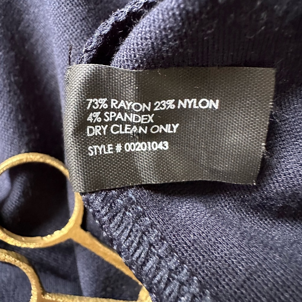 Club Monaco Shift Dress in Navy. Size 0 - Picture 4 of 4